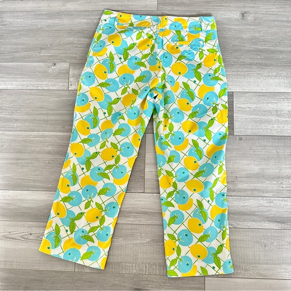 Lilly Pulitzer Lemon & Blueberry Capris 🍋 🫐 - Picture 4 of 9